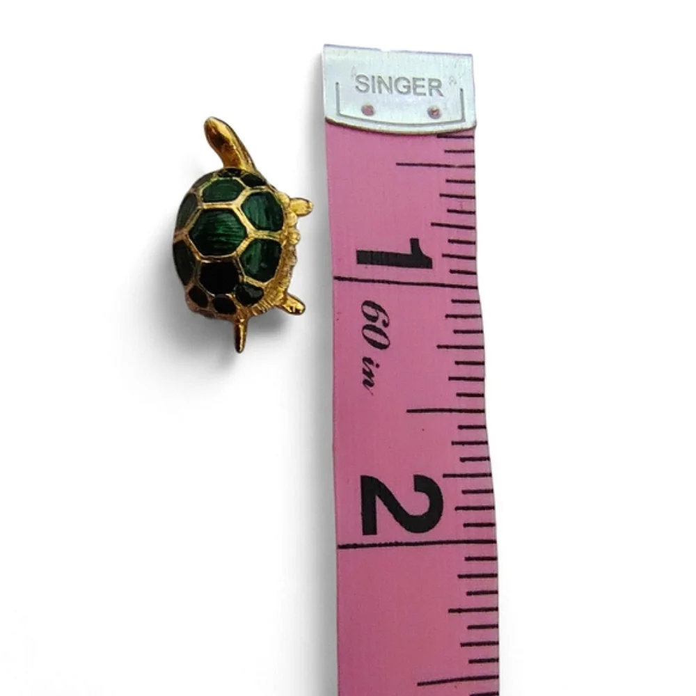 Vintage Gold Tone Green Enamel Turtle Brooch – Small Animal Pin